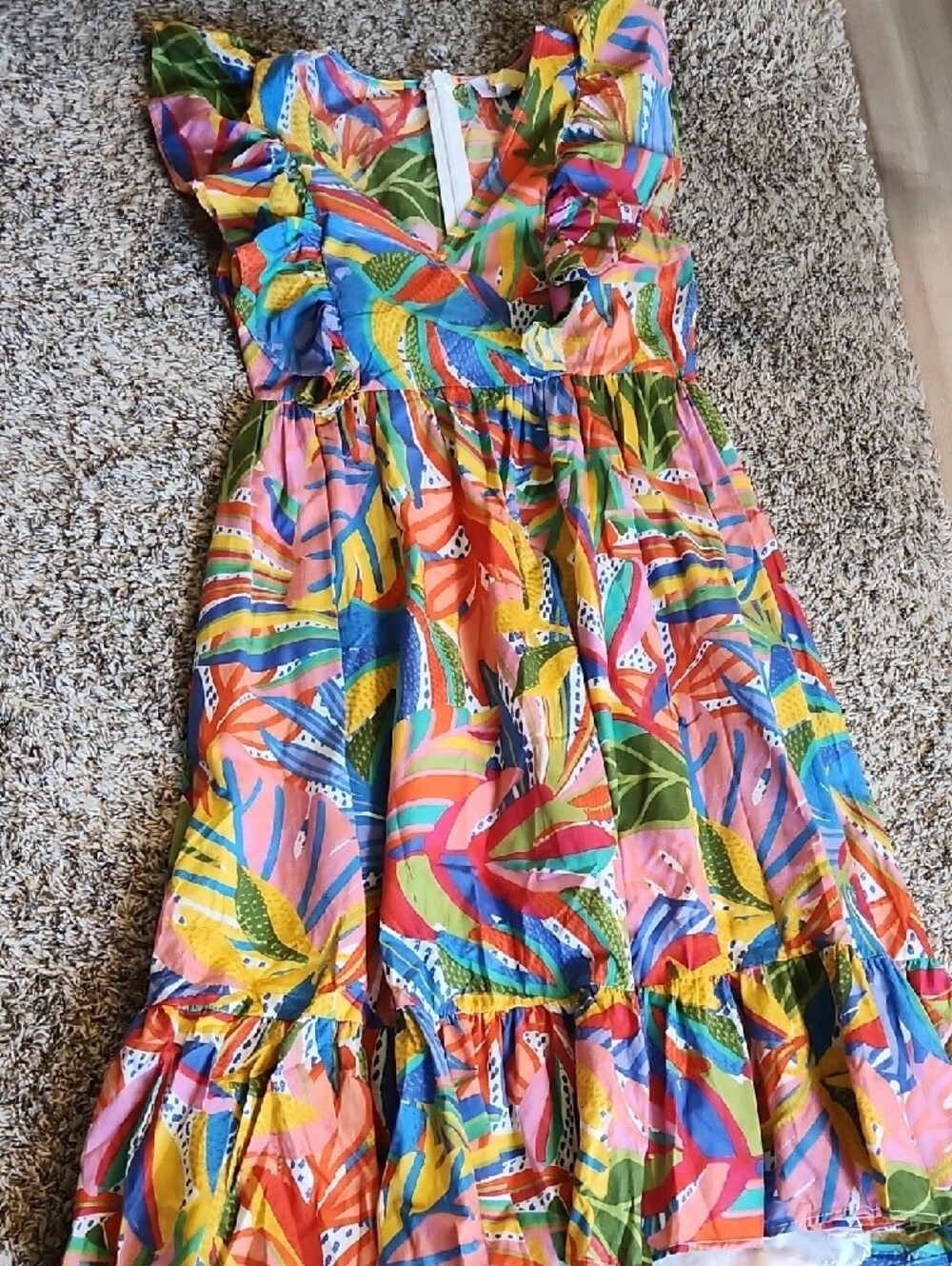 Sugarlips Multicolor Leaf Print Maxi Dress - Pink, Blue, Green, Yellow, Orange - Picture 7 of 7